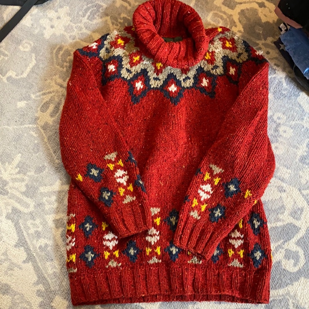 Oversized knitted sweater